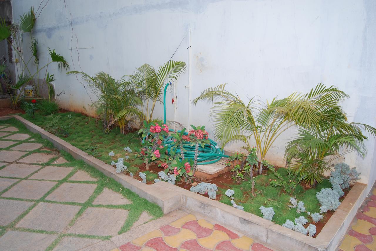 Pratham Residency Hotel ไมซอร์ ภายนอก รูปภาพ
